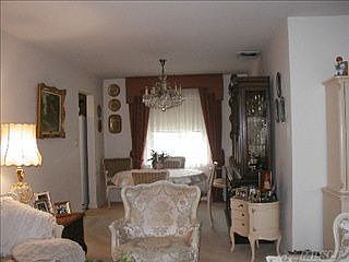 4th image of 646 Bauer Ct