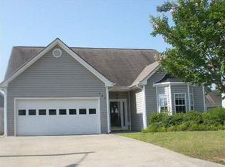 521 Charles Dr, Canton, GA 30115