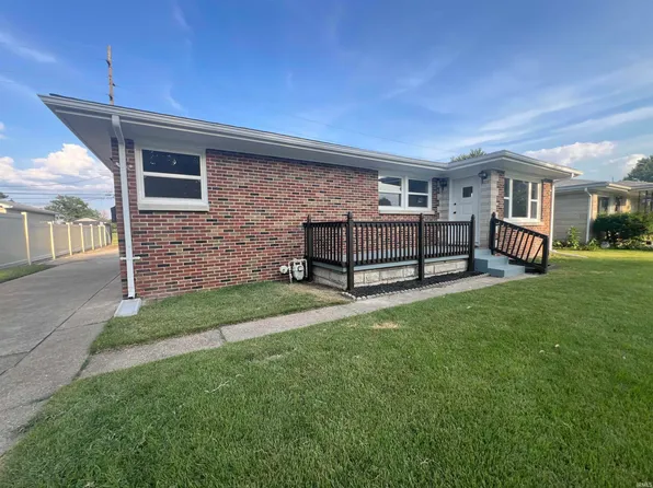 1313 N Villa Dr, Evansville, IN 47711