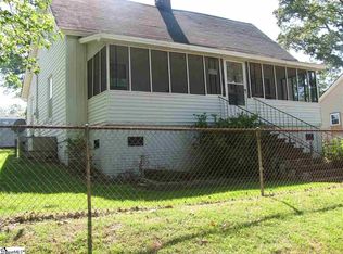 1122 Bennett St, Greenville, SC 29611