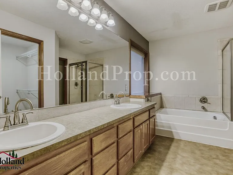12712 SW Rocky Mountain Ct — Photo 14