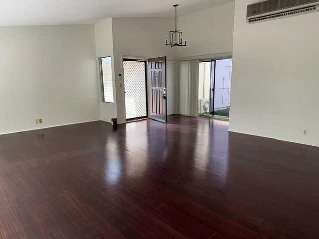 94-1078 Meahale Pl — Photo 3