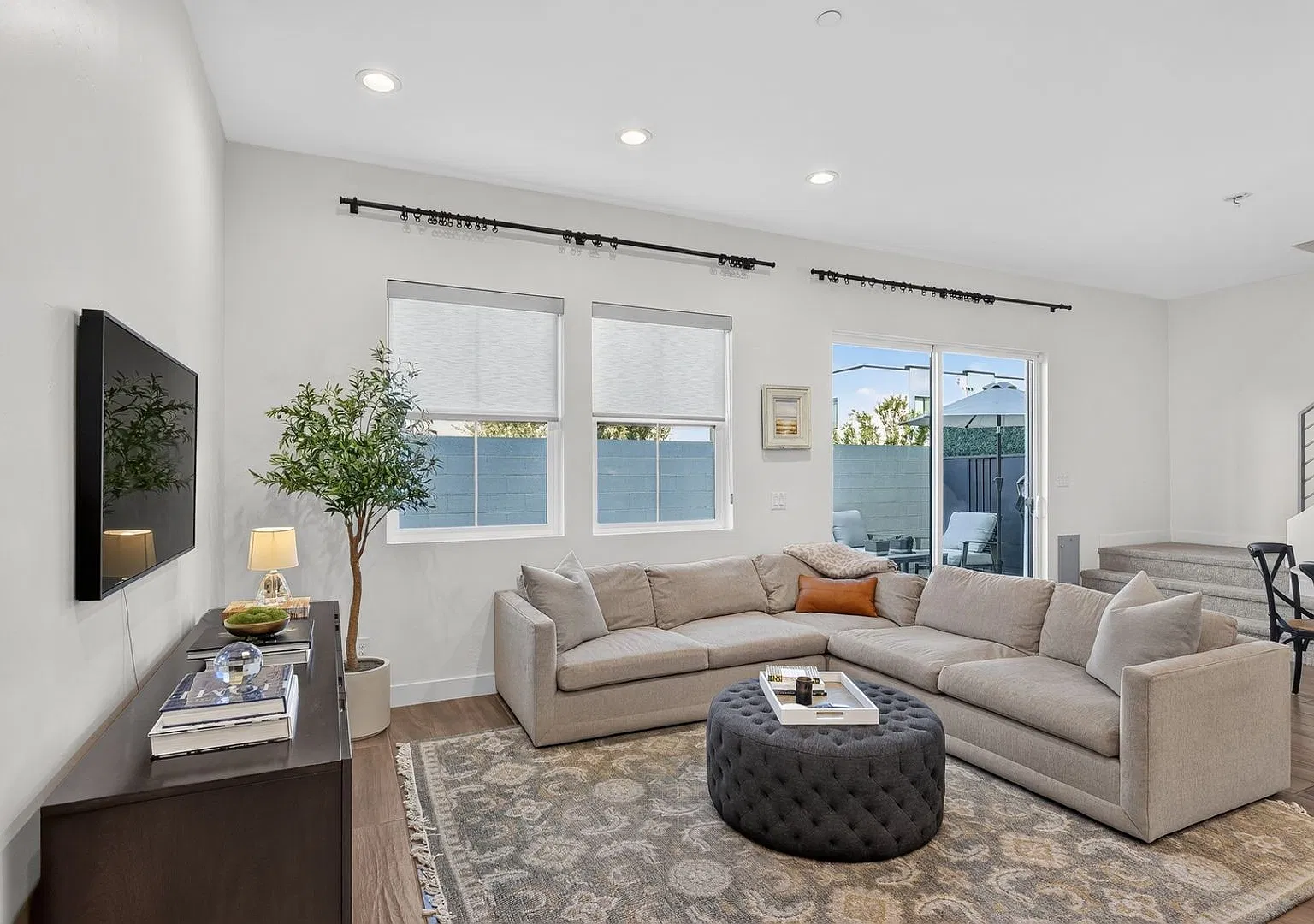 Charming 3BR House in Phoenix — Photo 1