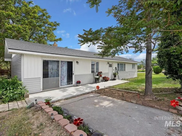 824 Craven Ave, Buhl, ID 83316