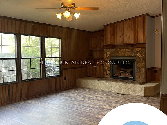 3rd image of 70 Cornwell Dr