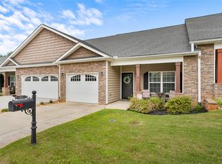 53 Hillsborough Dr, Anderson, SC 29621