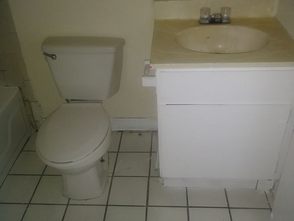 1st image of 1846 Norway Ln #3A
