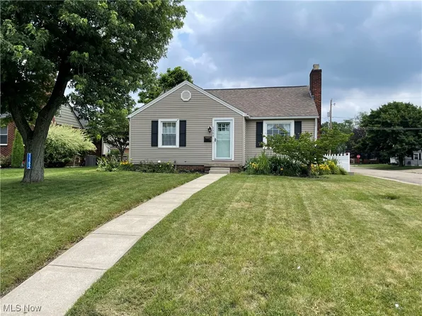 1162 Miles Ave SW, Canton, OH 44710