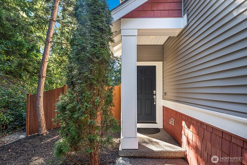 2nd image of 504 124th Street SE