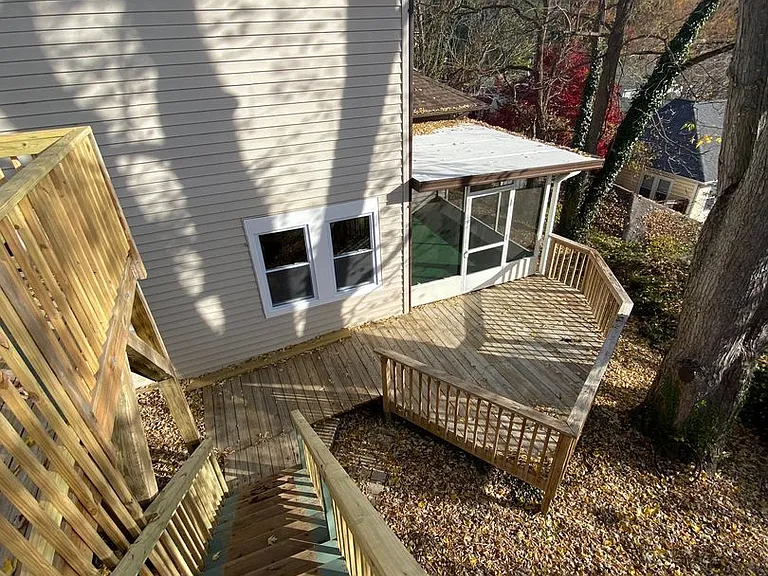 40 Larchmont Rd — Photo 60