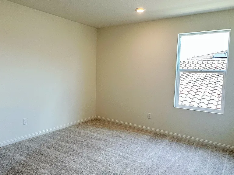 19476 Season Grove Dr — Photo 15