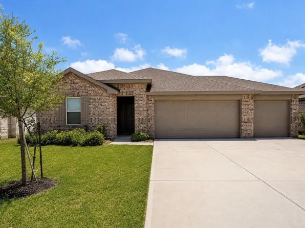 813 Brazos Trl, Dayton, TX 77535