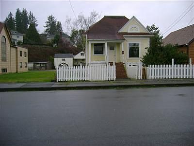 1st image of 807 Eklund Ave