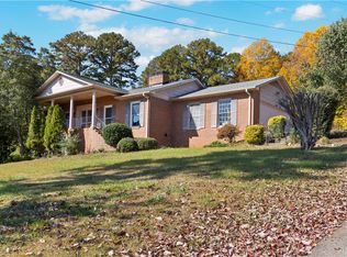 3 Barron Cir, Seneca, SC 29672