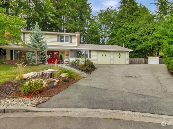 18119 Densmore Avenue N, Shoreline, WA 98133
