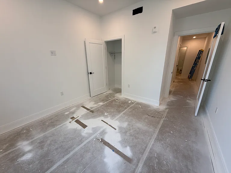 1439 Tremont St — Photo 18