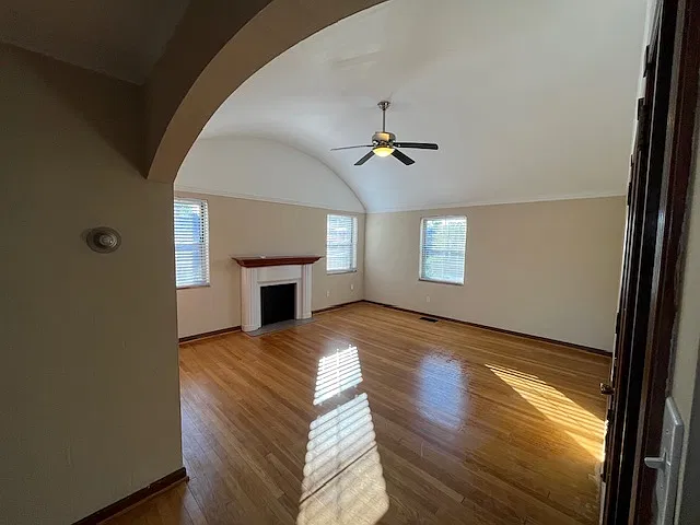 1 bed, 760 sqft, $1,400 — Photo 4