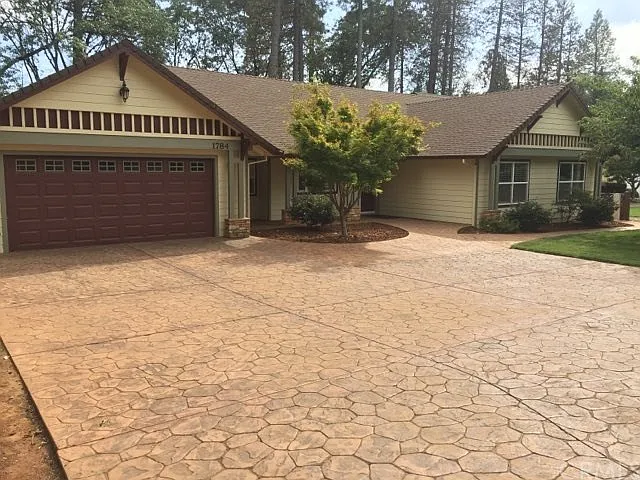 1784 Bille Rd photo 1