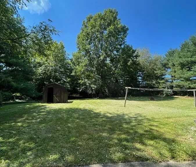314 Walters Ln #B — Photo 17