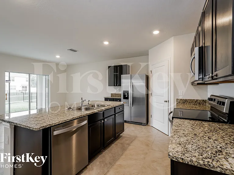 3008 Blakert Ct — Photo 6
