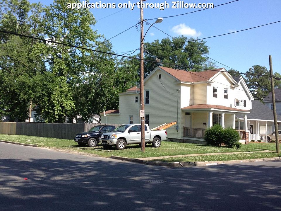 1st image of 1503 Des Moines Ave