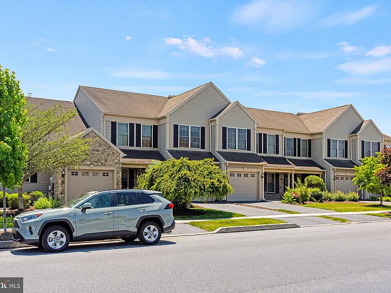 2080 Deer Run Dr — Photo 33