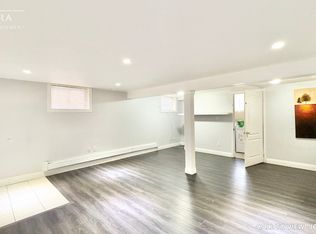 39 Sandra St E #2, Oshawa, ON L1H3W4