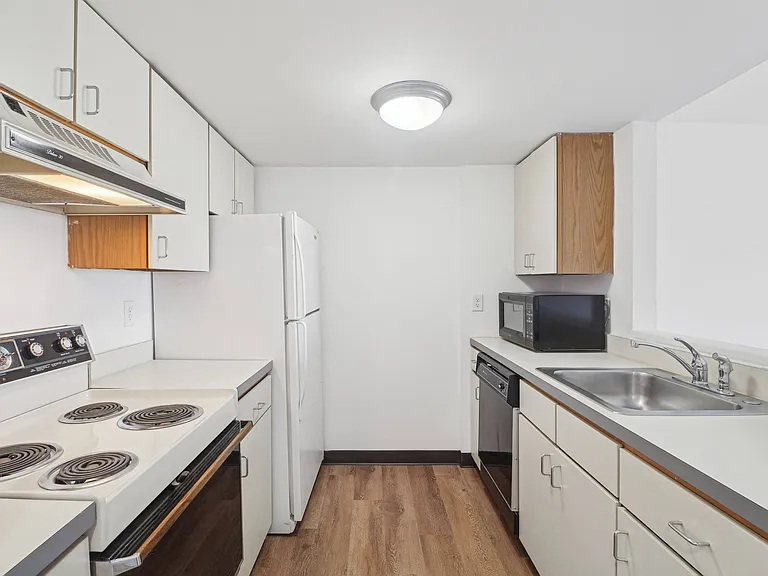 North X Northwest Apartments — Photo 36