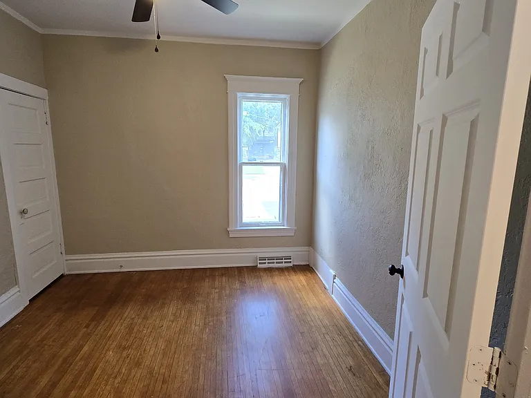 502 Pearl St #1 — Photo 15