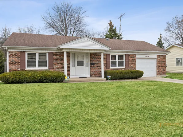 1013 Hampton Ct, McHenry, IL 60050