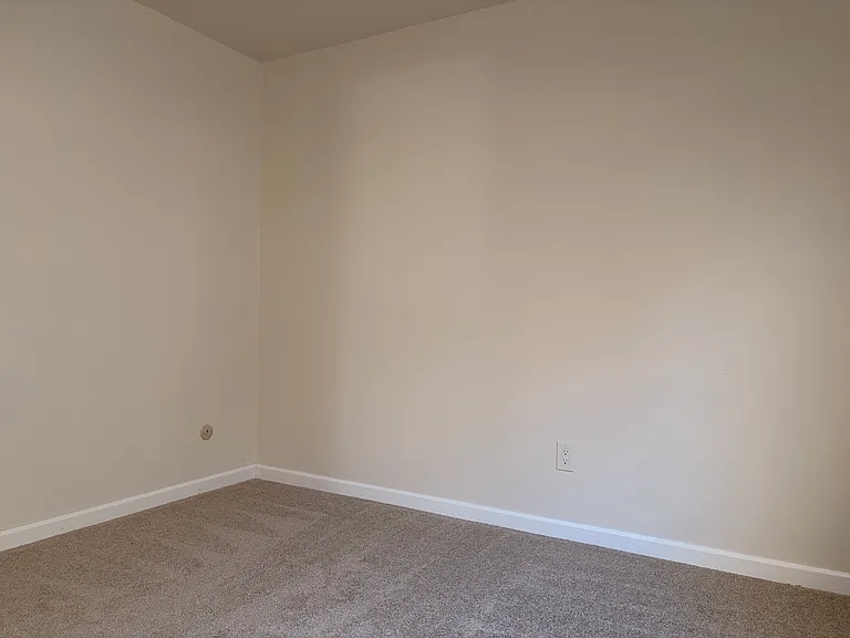 10 Clay Ct #10 — Photo 6