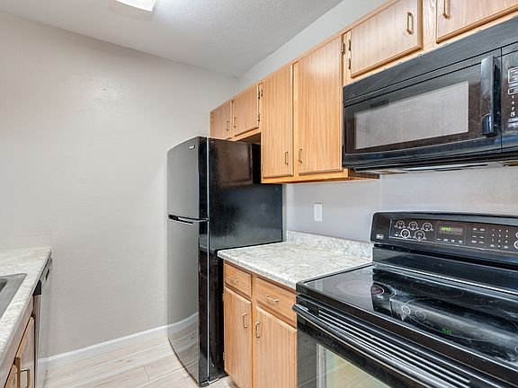 3rd image of 8080 E Speedway Blvd Unit 910-1
