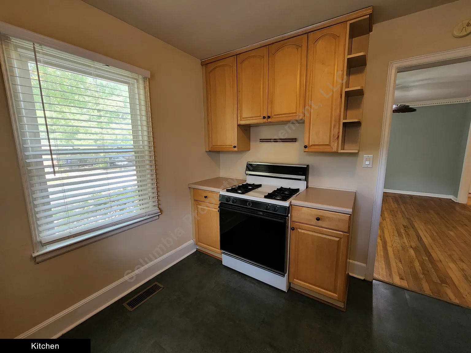 3 bed, 1000 sqft, $1,475 — Photo 4
