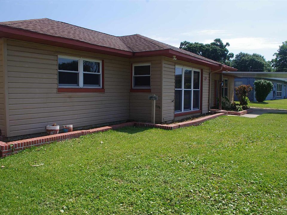 1st image of 12 Dorsay Ln
