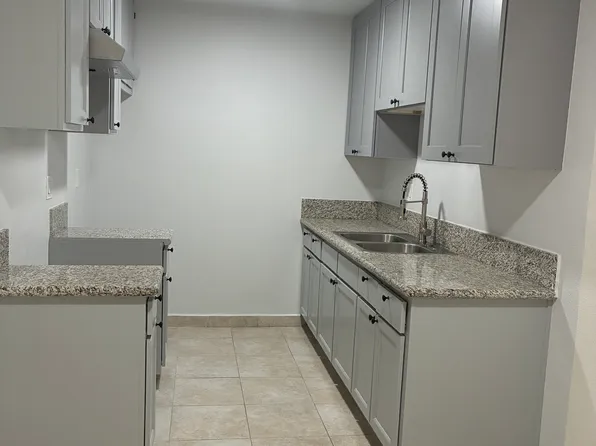 560 E Pleasant St APT 8, Long Beach, CA 90805