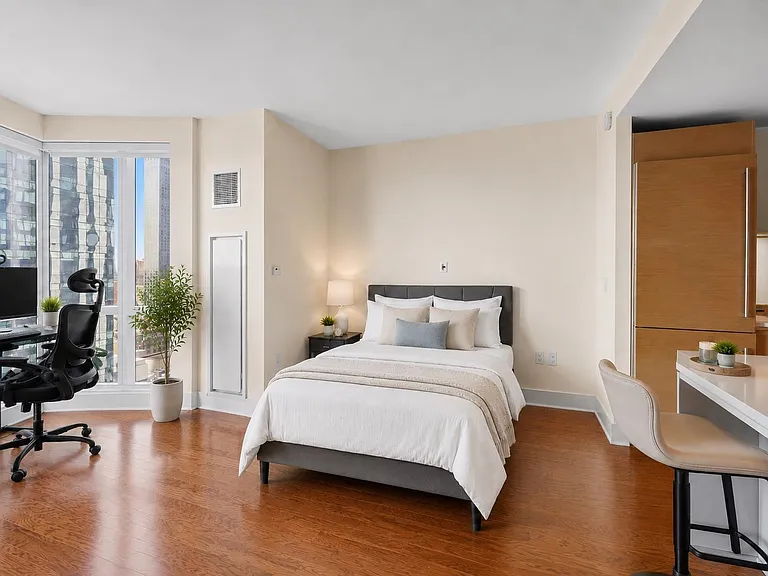 77 Hudson St #2412 — Photo 12