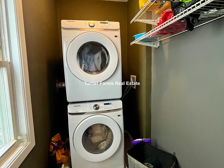 25 Sudan St #1R — Photo 9