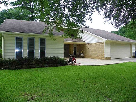 2nd image of 507 Cotton Ct