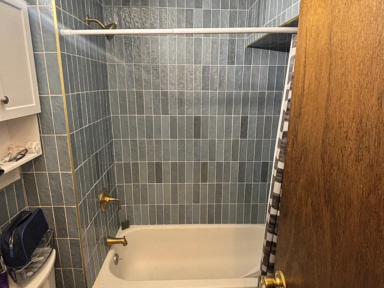 2 Russell St #2A — Photo 5