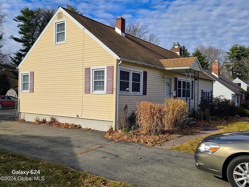 4th image of 16 Slater Drive