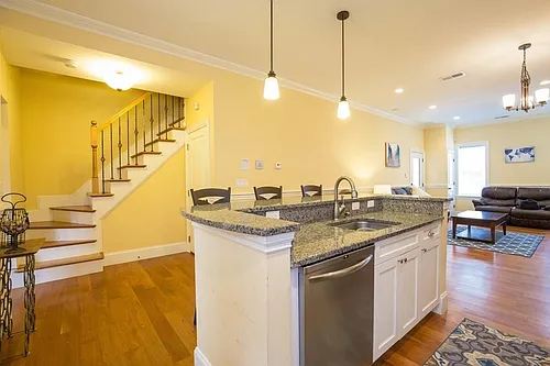 8 Gates St #1 Photo 1