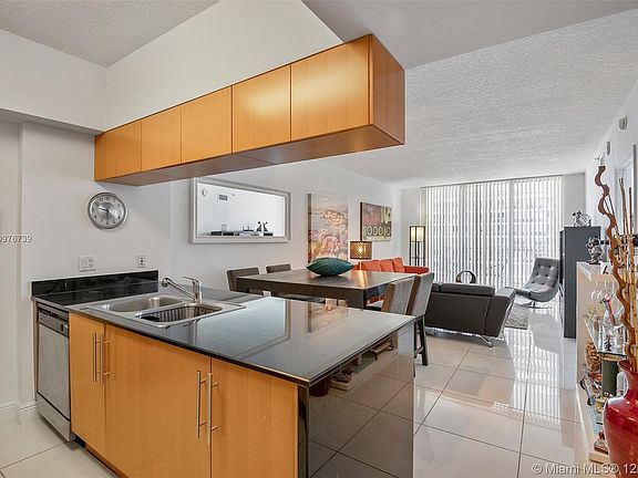 2nd image of 1750 N Bayshore Dr APT 4405