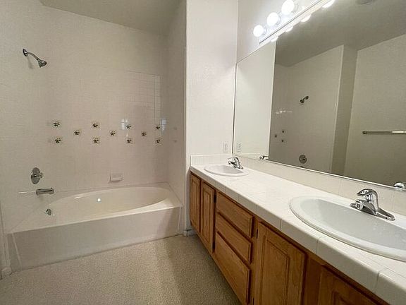 5th image of 4901 Black Bear Rd Unit 202