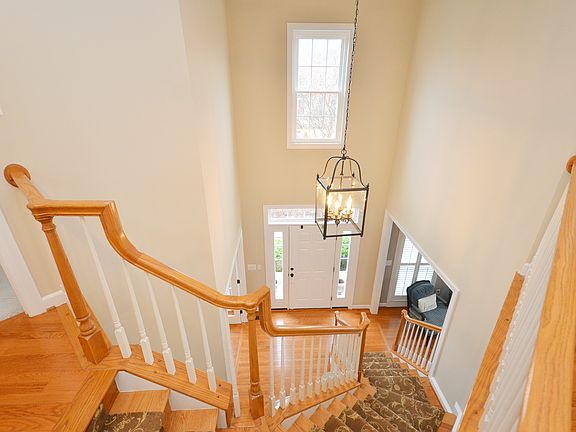 4th image of 18490 Orchid Dr