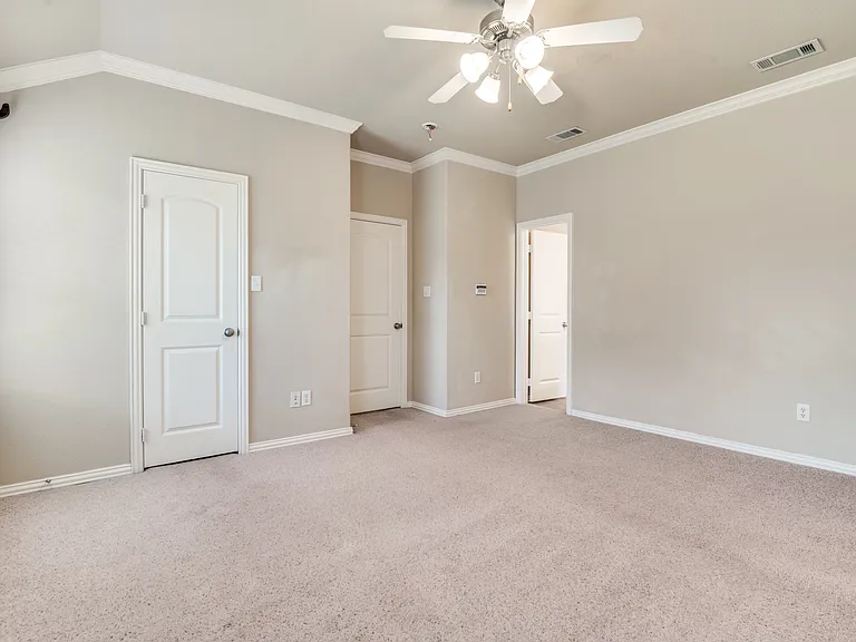517 Skelton St — Photo 11