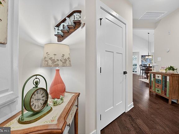 3rd image of 5742 Meadowood St #402