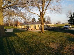 8061 NW Center Rd, Cameron, MO 64429