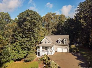 672 Route 81, Killingworth, CT 06419