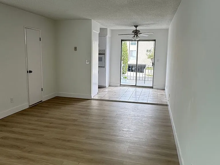 3505 Emerald St — Photo 52