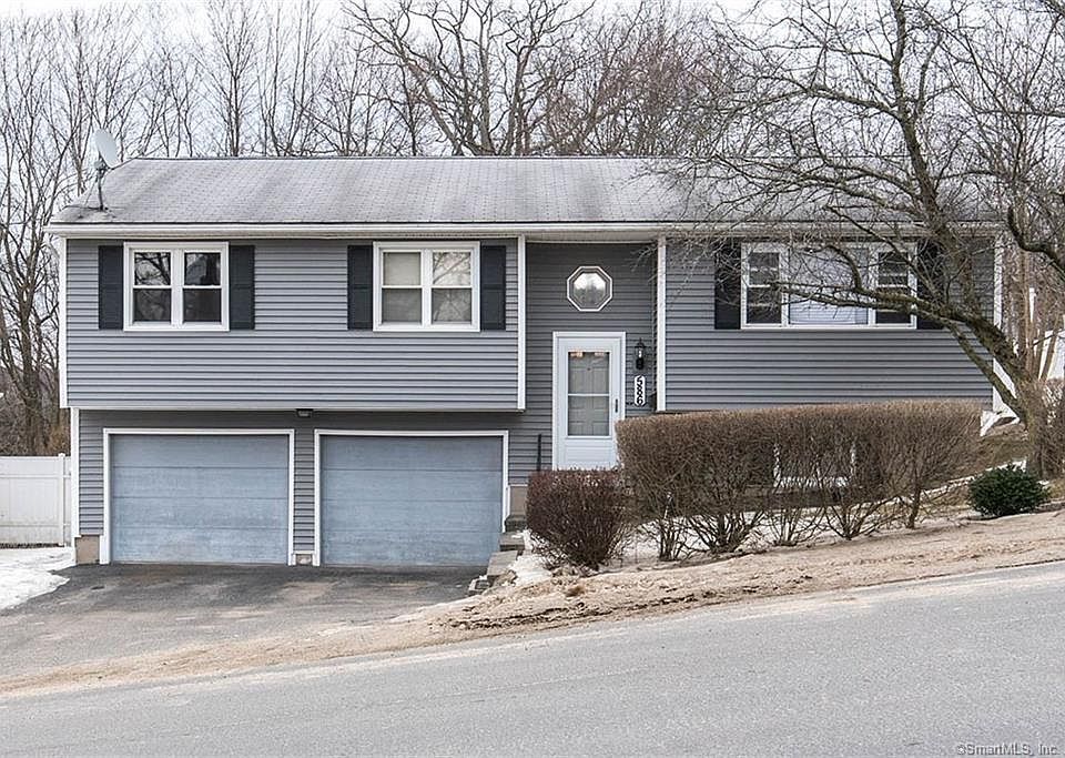 1st image of 586 Hill St